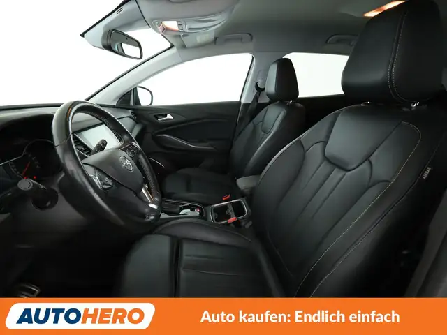 Opel Grandland view 10