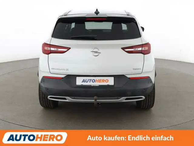 Opel Grandland view 5
