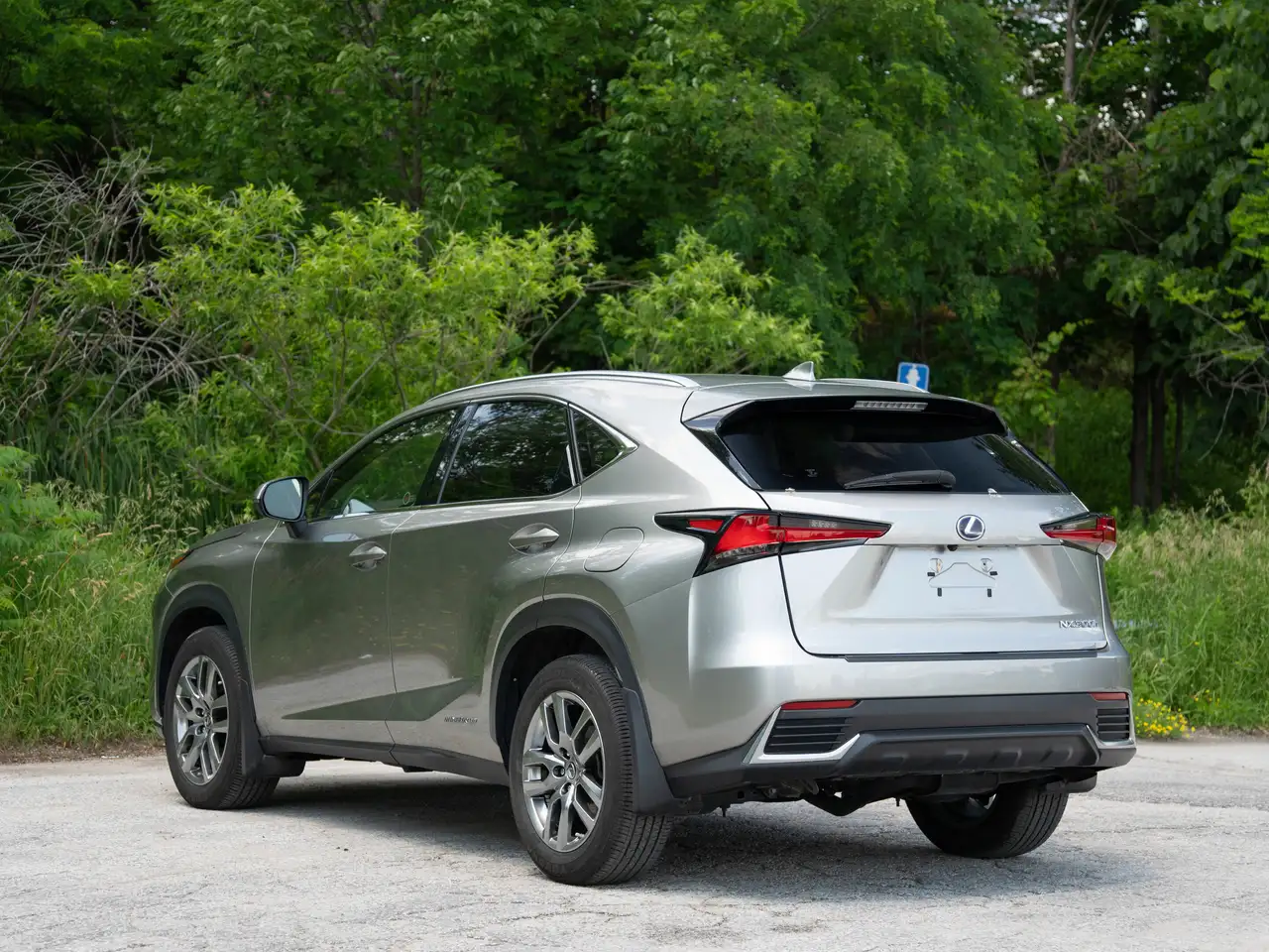 Lexus NX photo Lexus NX