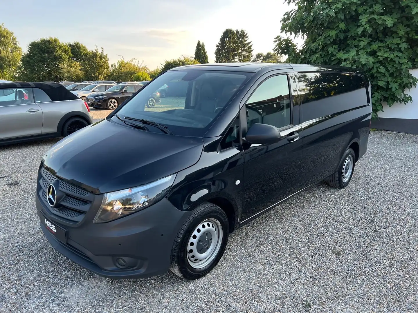 Mercedes-Benz Vito 116 CDI TVA* GPS *3 PLACES * BOITE AUTO*GARANTIE Чорний - 1