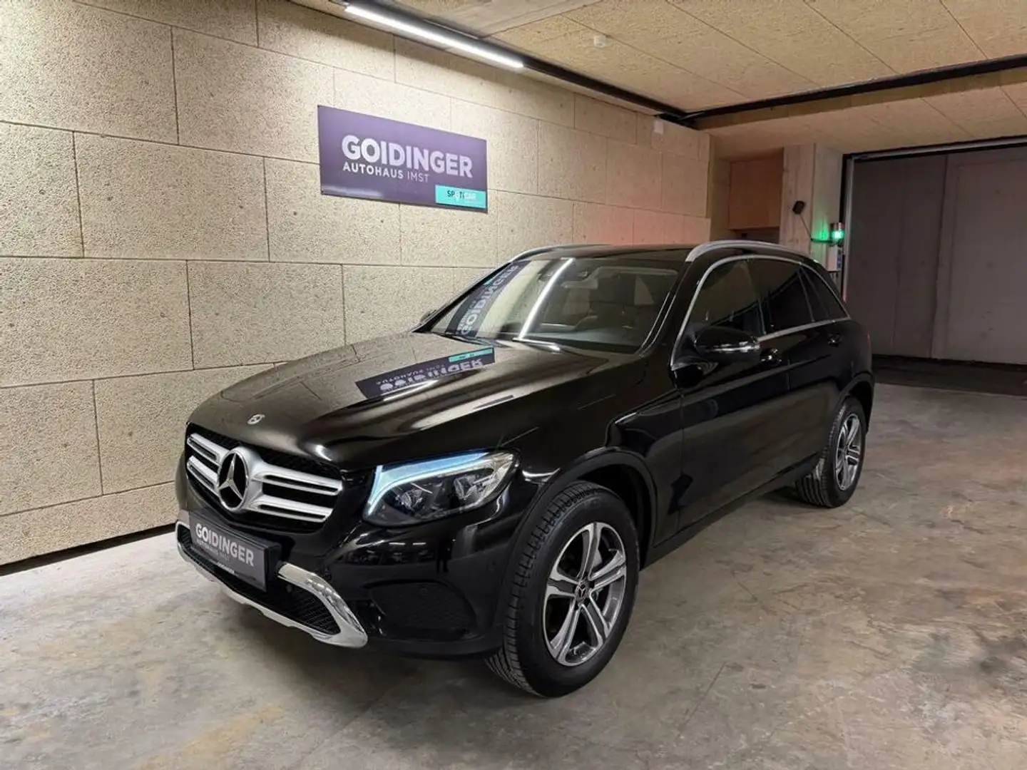 Mercedes-Benz GLC 250 d 4Matic Aut. Schwarz - 1
