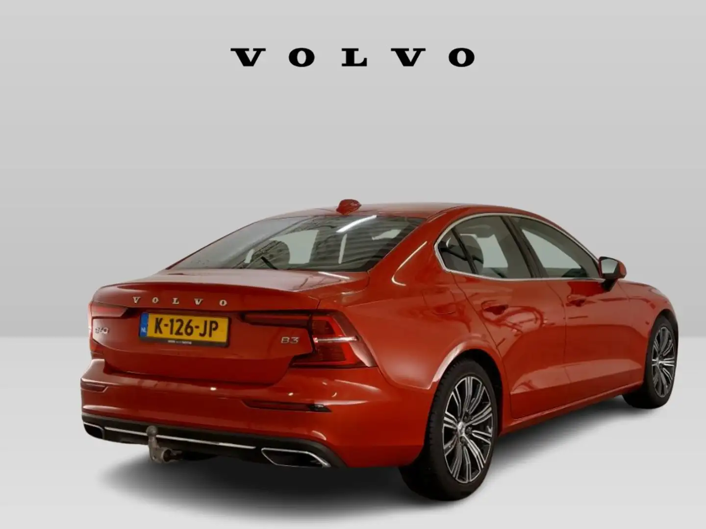 Volvo S60 B3 Inscription | Parkeercamera | Stoelverwarming | Oranje - 2