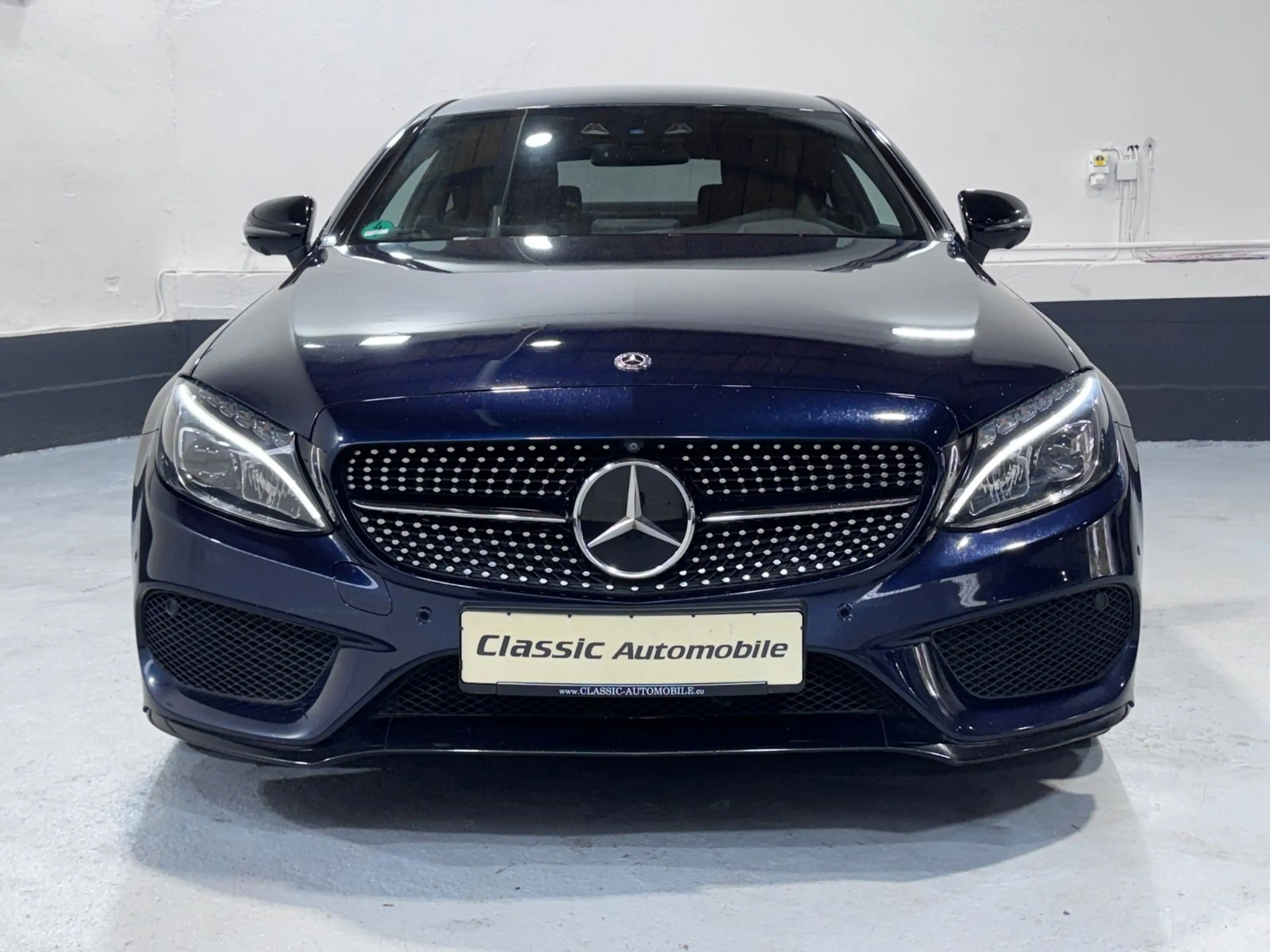 Mercedes-Benz C 250 d Coupe *AMG* — photo 9