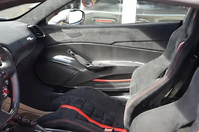 Ferrari 488 GTB Pista *Full Carbon*Matt Paint*Lift*Camera* Ansicht 5