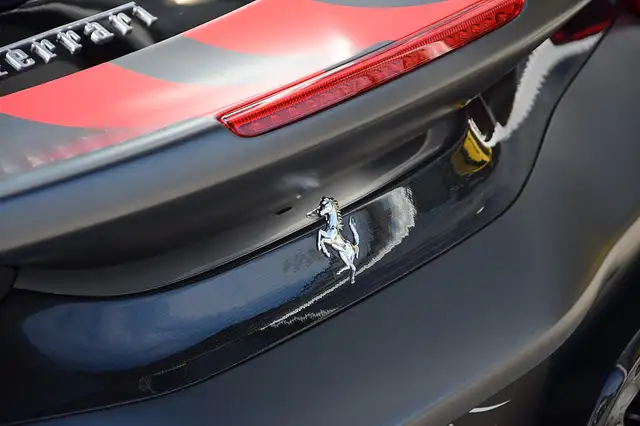 Ferrari 488 GTB Pista *Full Carbon*Matt Paint*Lift*Camera* Ansicht 23