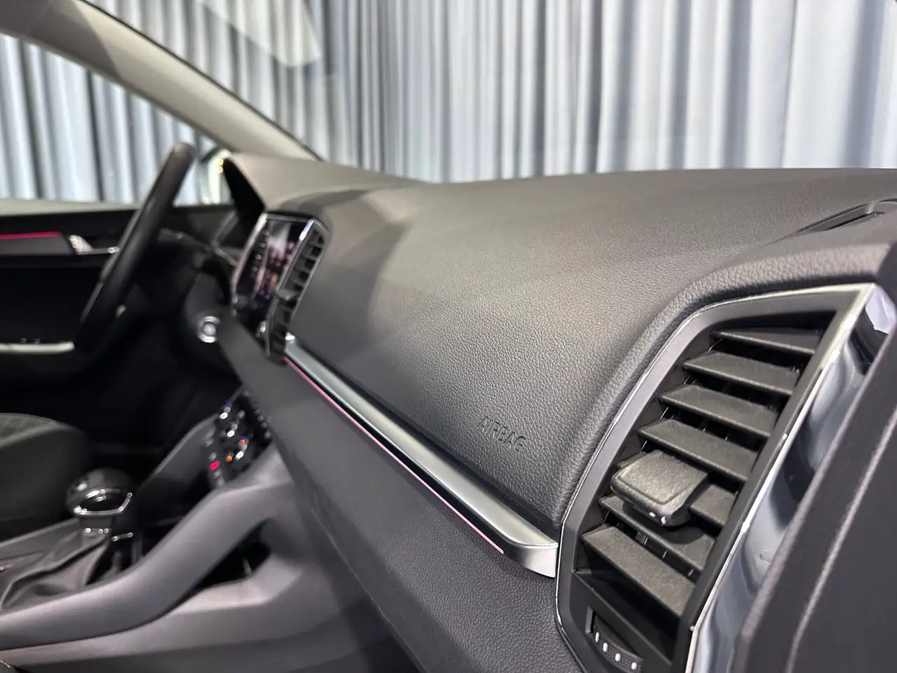 Skoda Karoq 2.0 CR TDi SCR 4x4 DSG *NAVI*CAMERA*LED*TREKHAAK*APPLE CARPLAY*, миниатюра 20