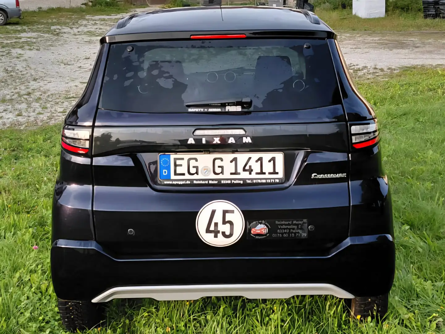 Aixam Crossover Premium Schwarz - 2