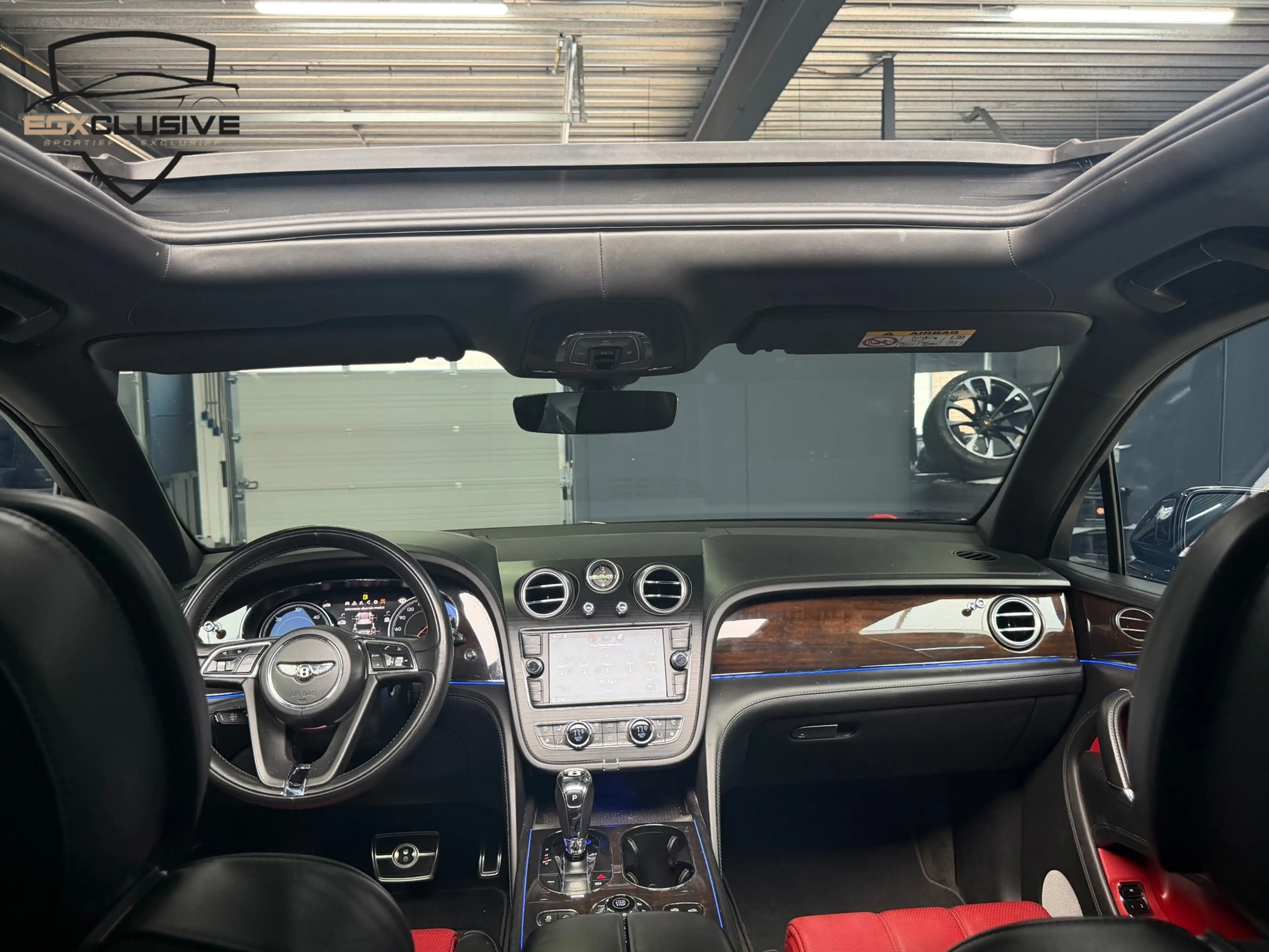 Bentley Bentayga 4.0 D 7p. PANO|360CAMERA|ACC|MEMORY|HUD|MASSAGE — photo 21