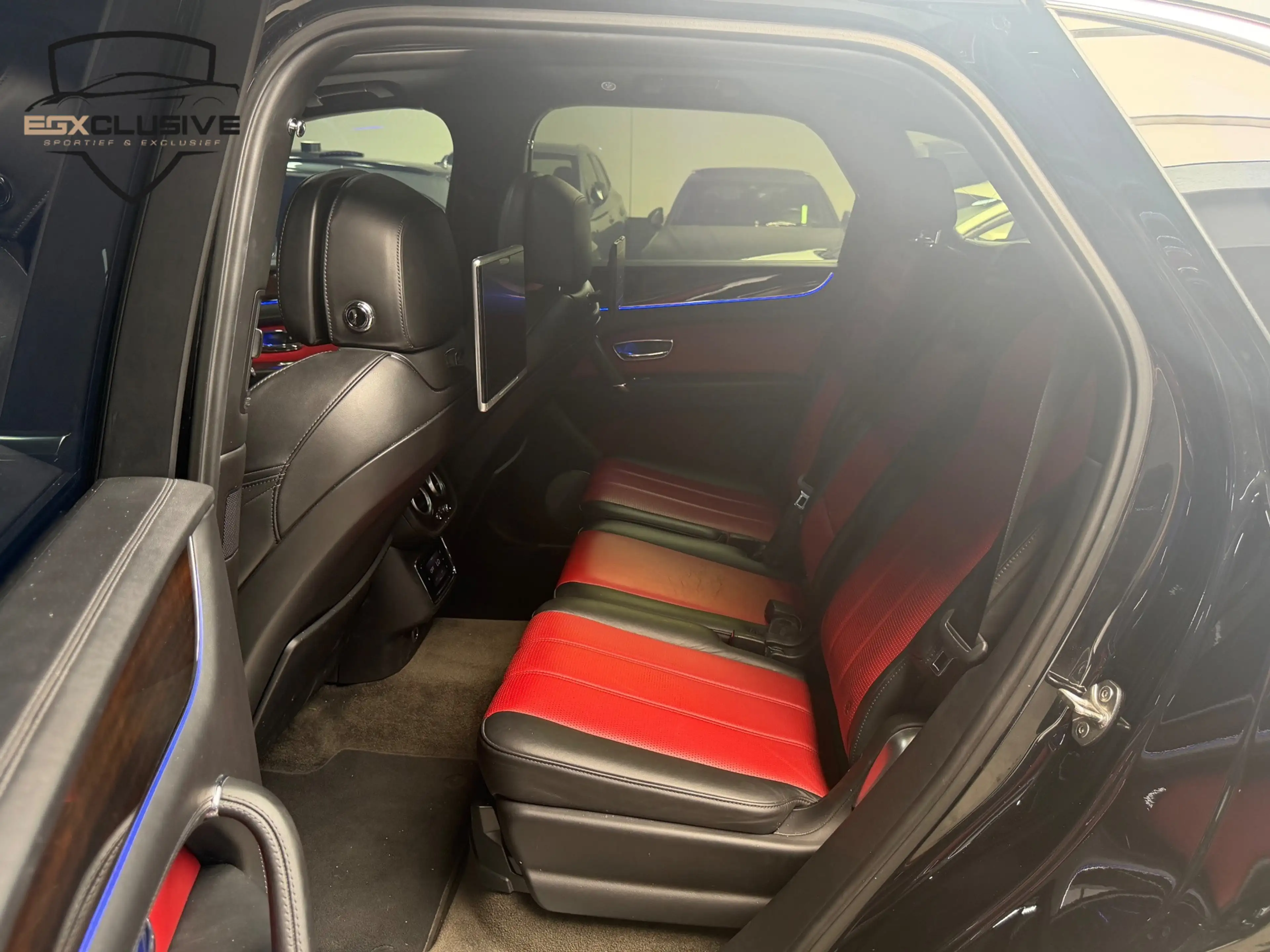 Bentley Bentayga 4.0 D 7p. PANO|360CAMERA|ACC|MEMORY|HUD|MASSAGE — photo 33