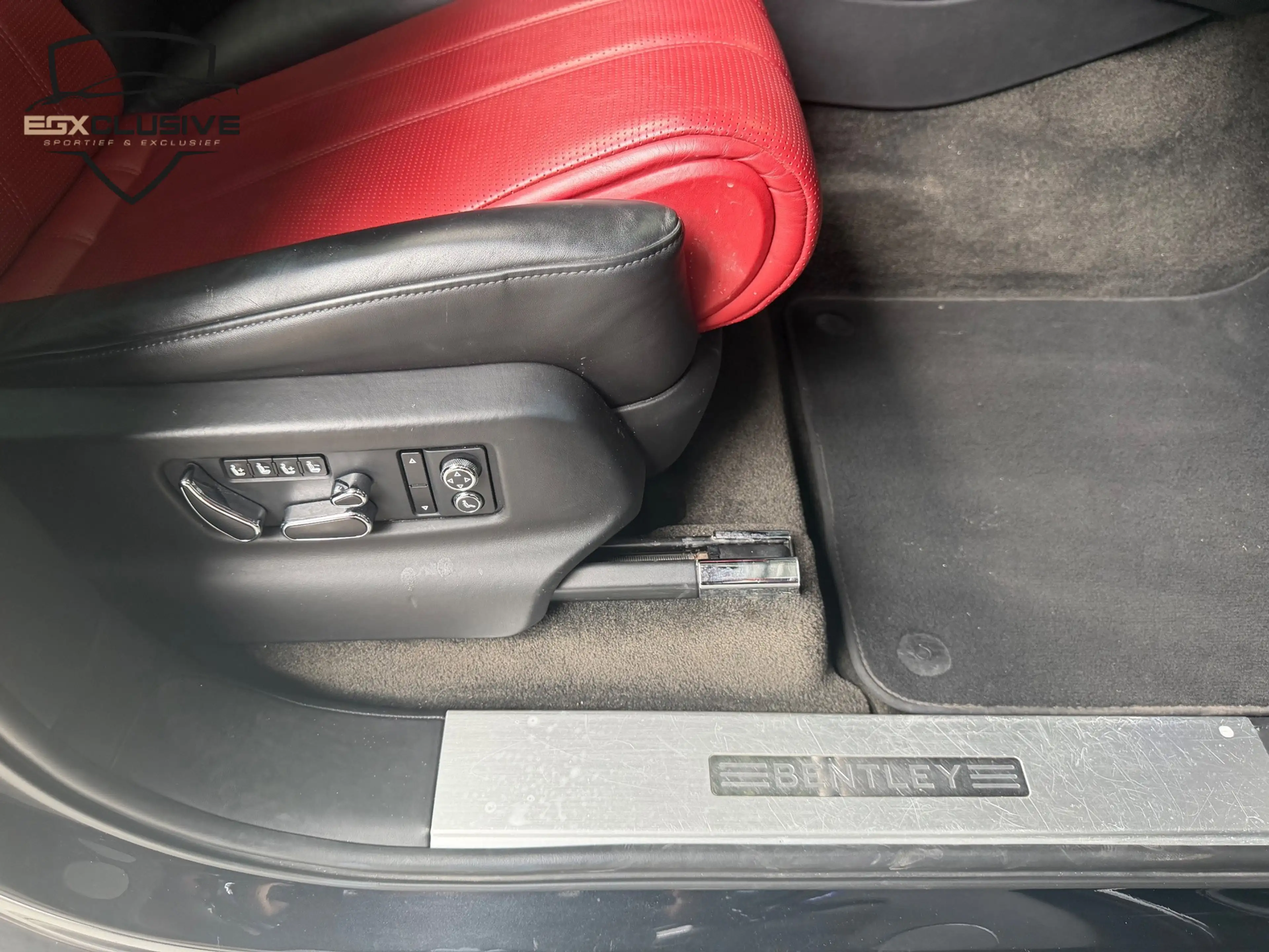 Bentley Bentayga 4.0 D 7p. PANO|360CAMERA|ACC|MEMORY|HUD|MASSAGE — photo 47