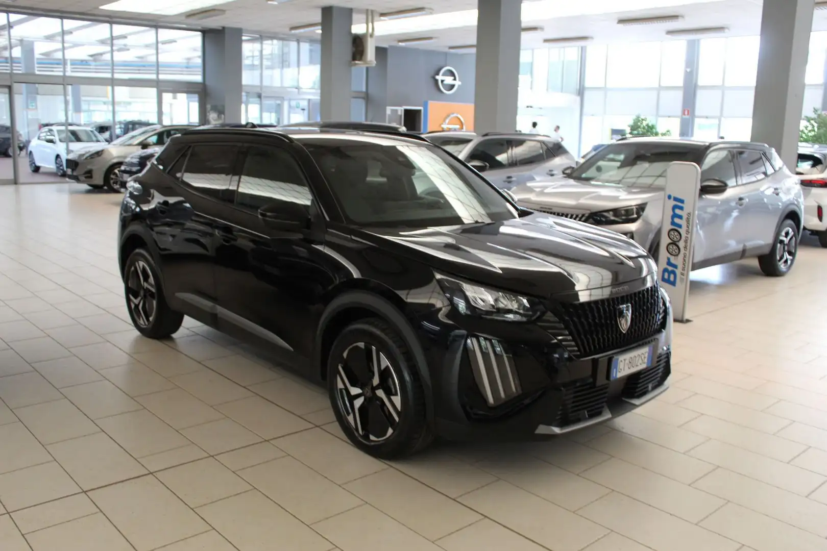 Peugeot 2008 PureTech 100 S&S Allure Nero - 2