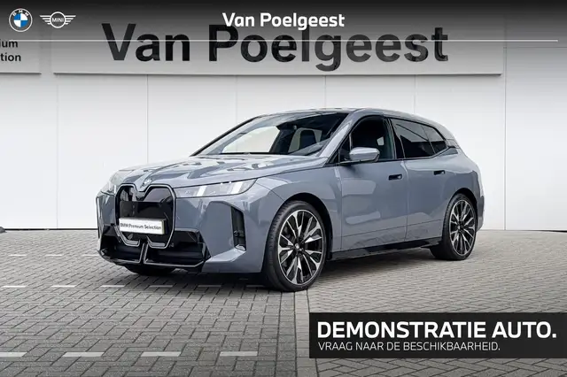 BMW iX xDrive45 101 kWh Trekhaak | Innovation Pack | M Sp
