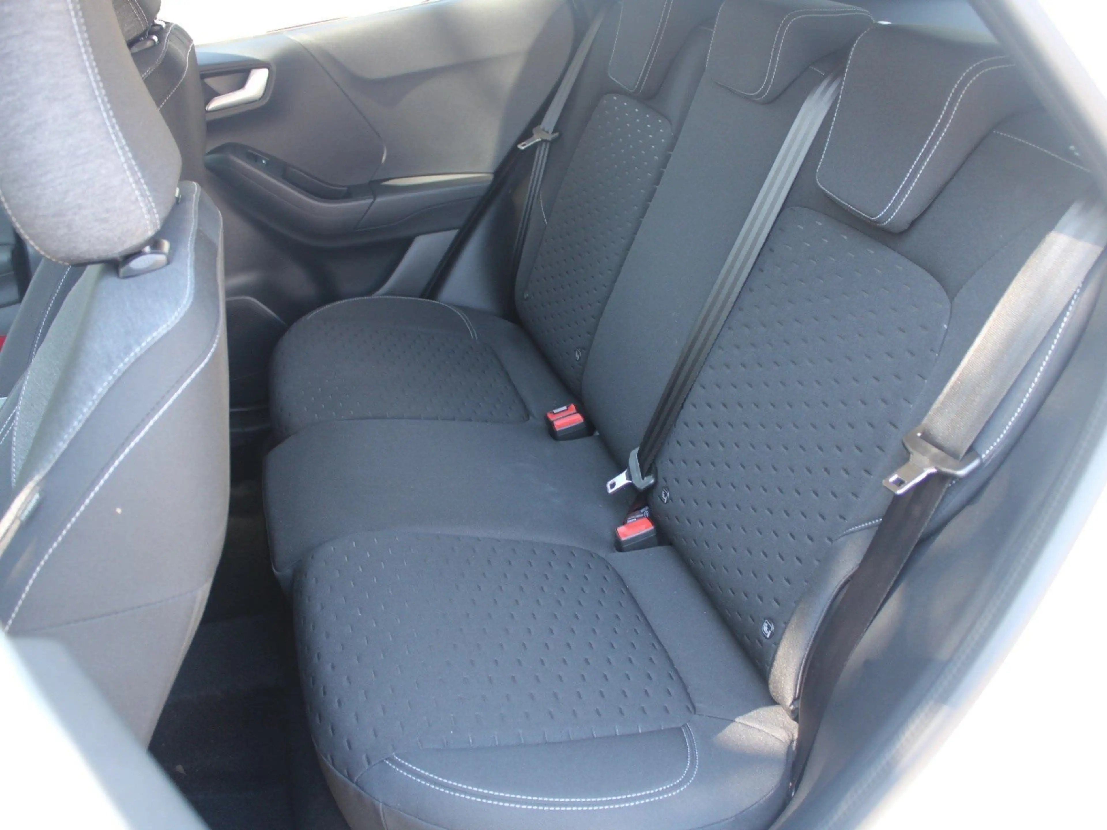 Ford Puma Titanium - Winterpaket — photo 14
