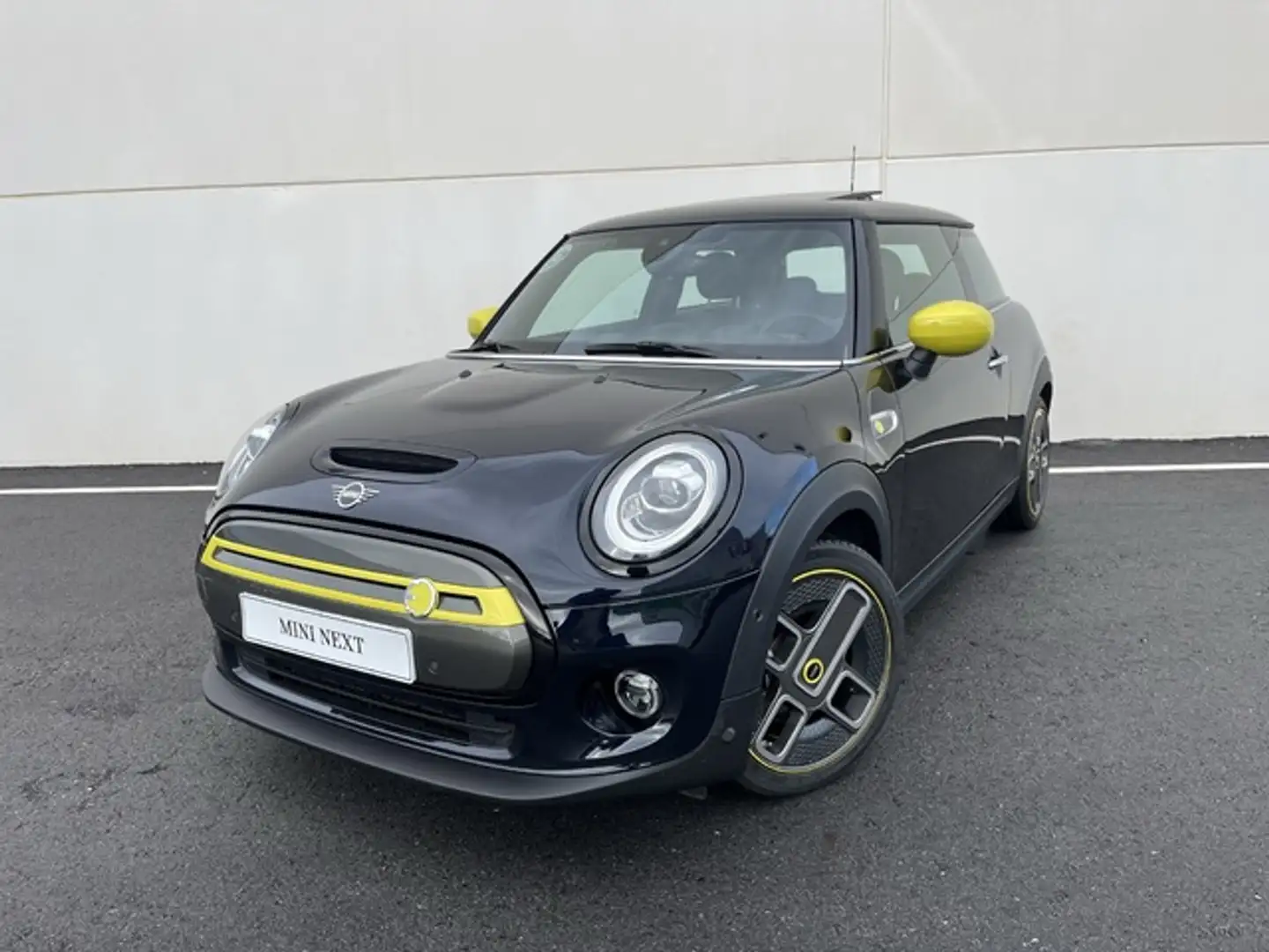 MINI Cooper SE Negro - 1