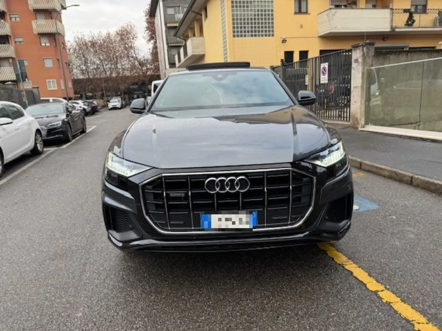 Audi Q8 50 TDI 286 CV quattro S-LINE PLUS CERCHI 22 TETTO Grau - 2