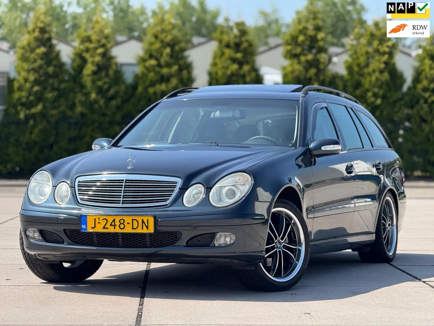 Mercedes-Benz E 200 Combi K. Classic | Automaat | Schuifdak | Navigati Blauw - 1