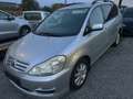 Toyota Avensis Verso - thumbnail 1