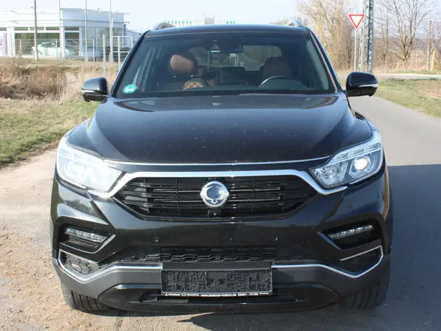 SsangYong Rexton Rexton Diesel 2.2 e-XDi 220 4WD Quartz