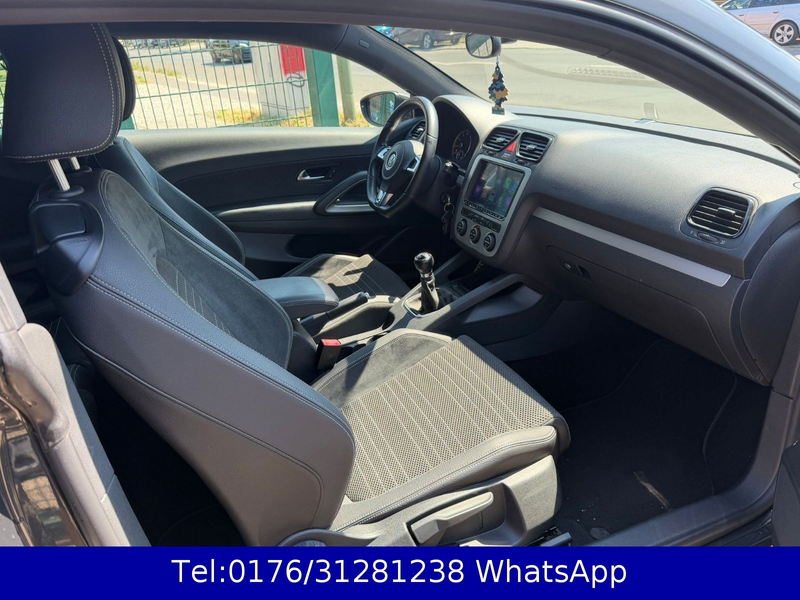 Volkswagen Scirocco 2.0 TSI 147 kW !! Tüv Sep.2027 !! — photo 13