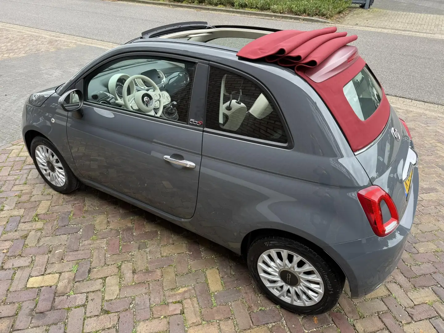 Fiat 500C 1.0 Hybrid Lounge / Cabrio Elektrisch Dak / Cruise Grijs - 2