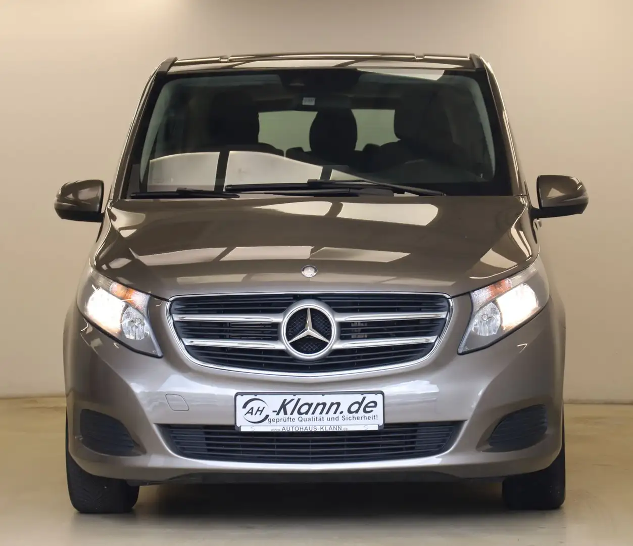 Mercedes-Benz V 220 d 163PS 7G kompakt 6-Sitzer AHK-Abn. Navi Gri - 2