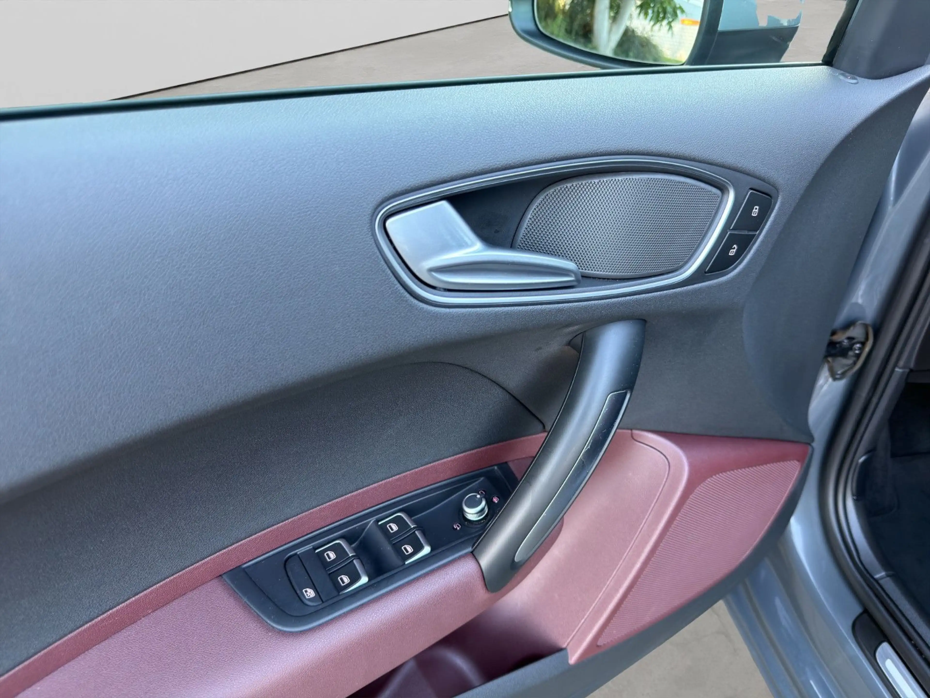 Audi A1 Sportback 1.4 KLIMAAUT SITZH XEN NAV PDC GJR — photo 13