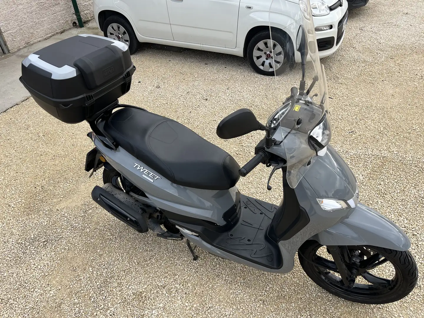 Peugeot Tweet 125i Active E5 - 2