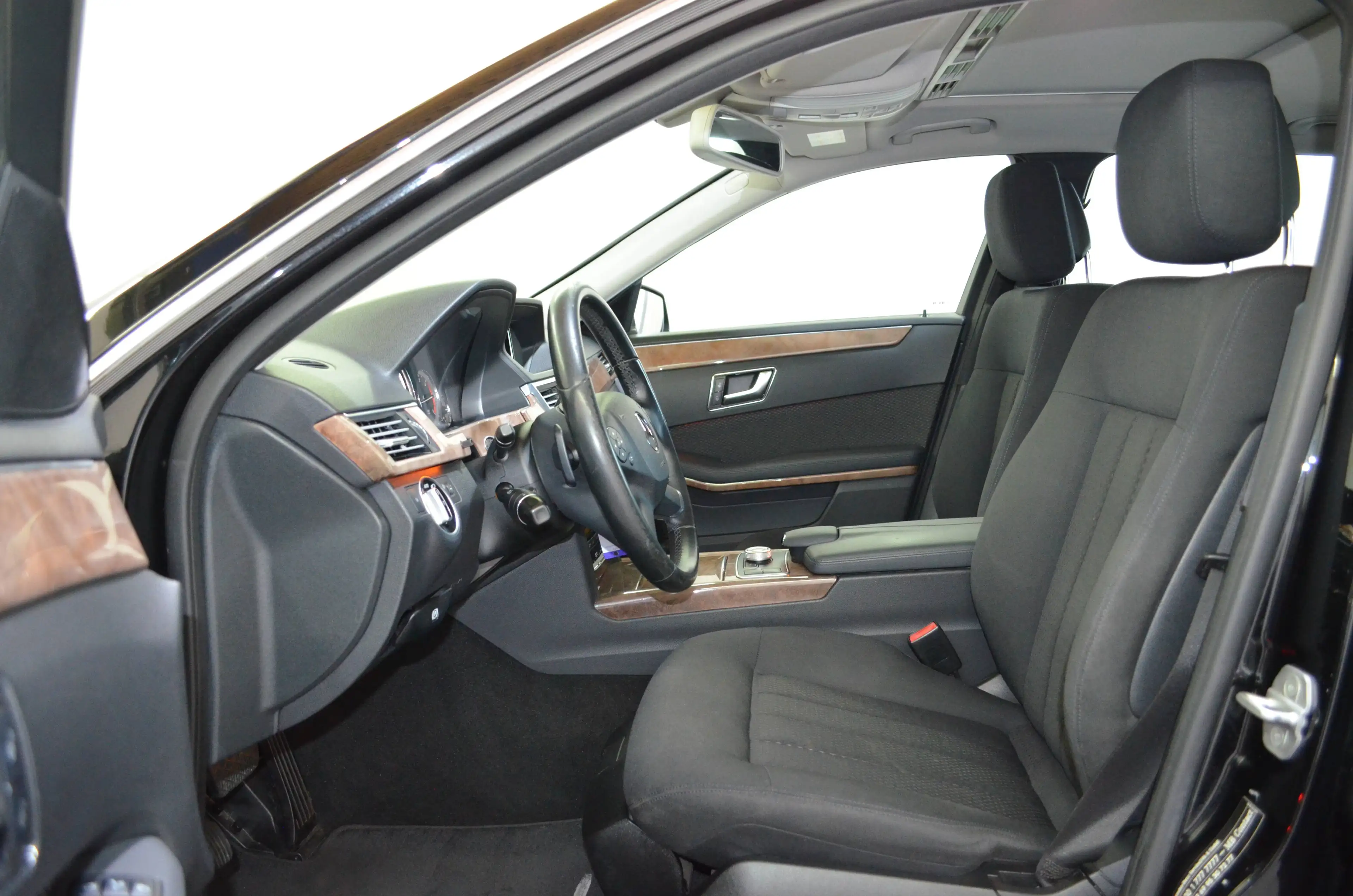 Mercedes-Benz E 250 T CDI 7G-TRONIC ELEGANCE"SCHIEBEDACH"NAVI"AMBIENTE"TEMPOMAT — photo 7