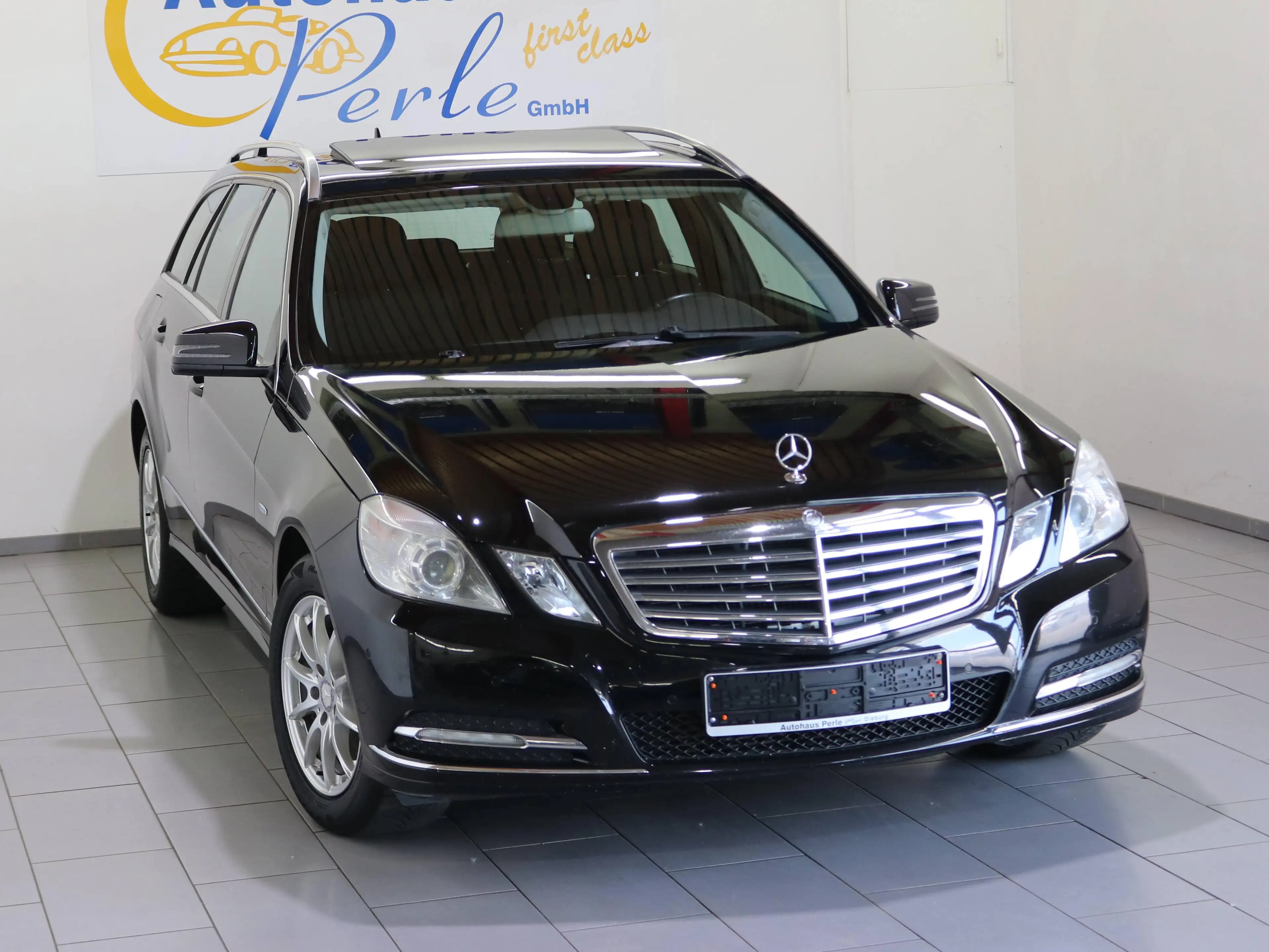 Mercedes-Benz E 250 T CDI 7G-TRONIC ELEGANCE"SCHIEBEDACH"NAVI"AMBIENTE"TEMPOMAT
