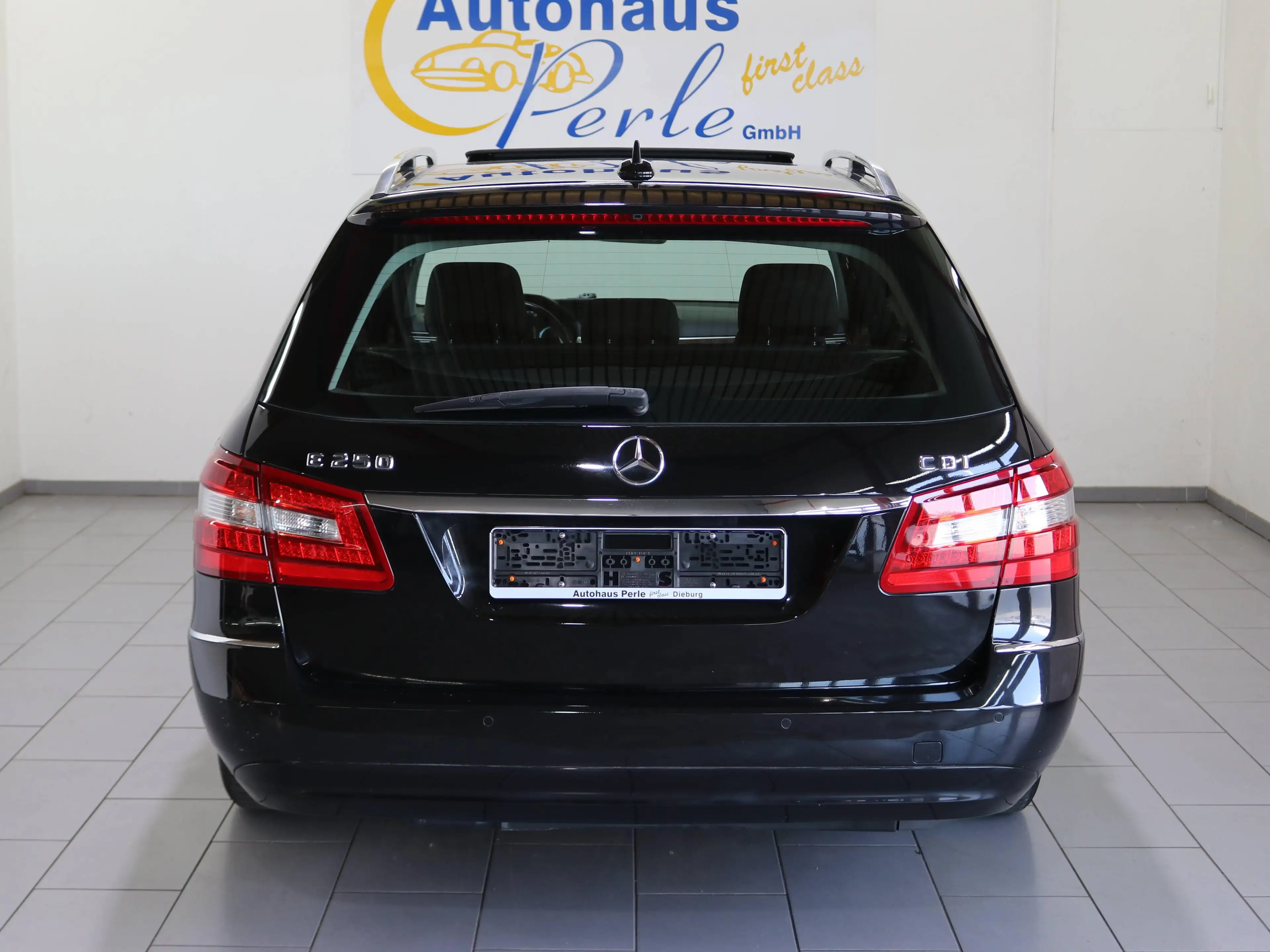 Mercedes-Benz E 250 T CDI 7G-TRONIC ELEGANCE"SCHIEBEDACH"NAVI"AMBIENTE"TEMPOMAT — photo 5
