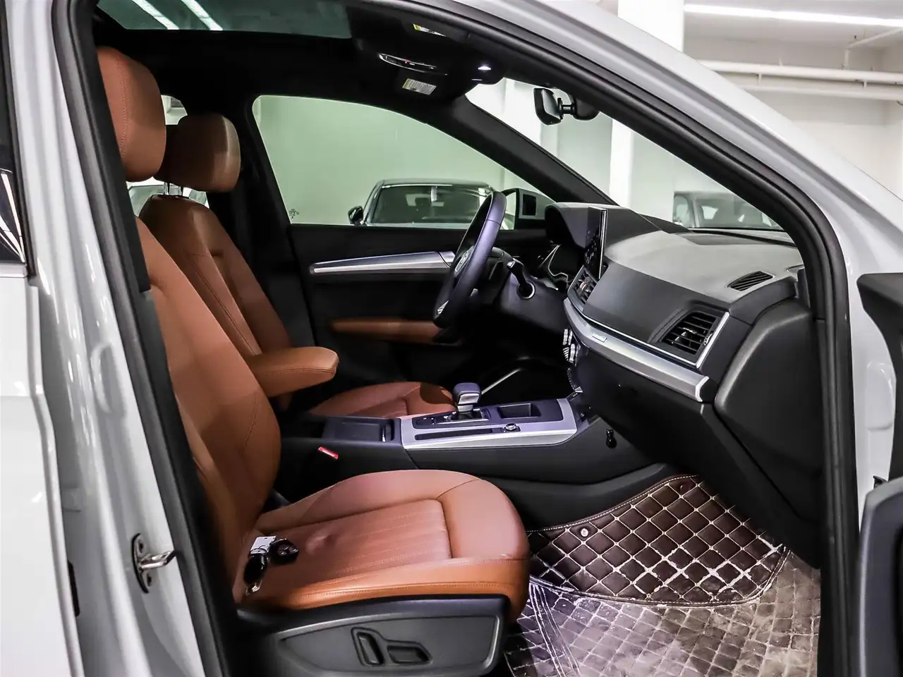 Audi Q5 снимка Audi Q5