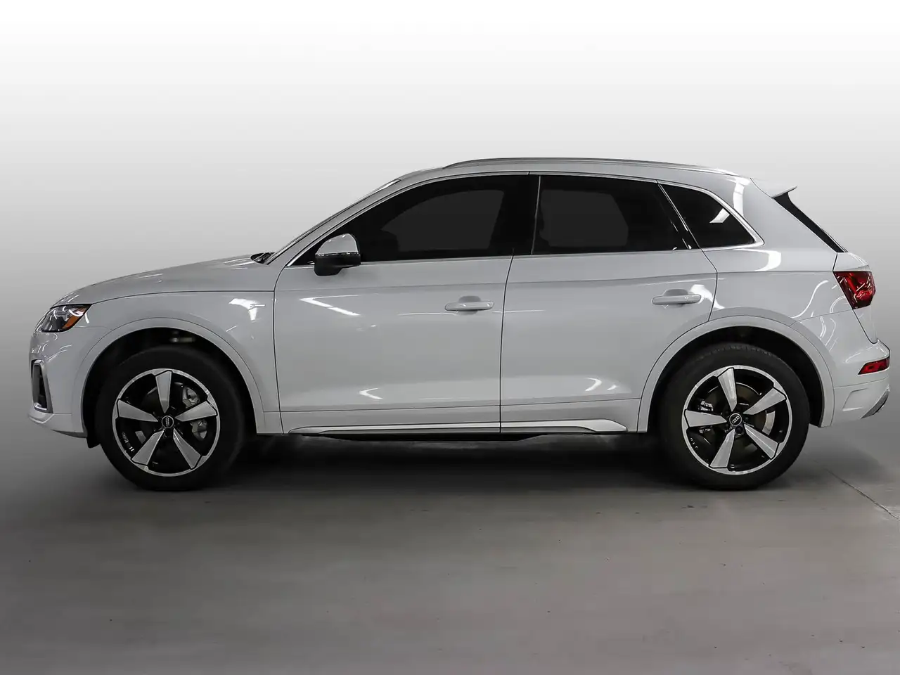 Audi Q5 снимка Audi Q5