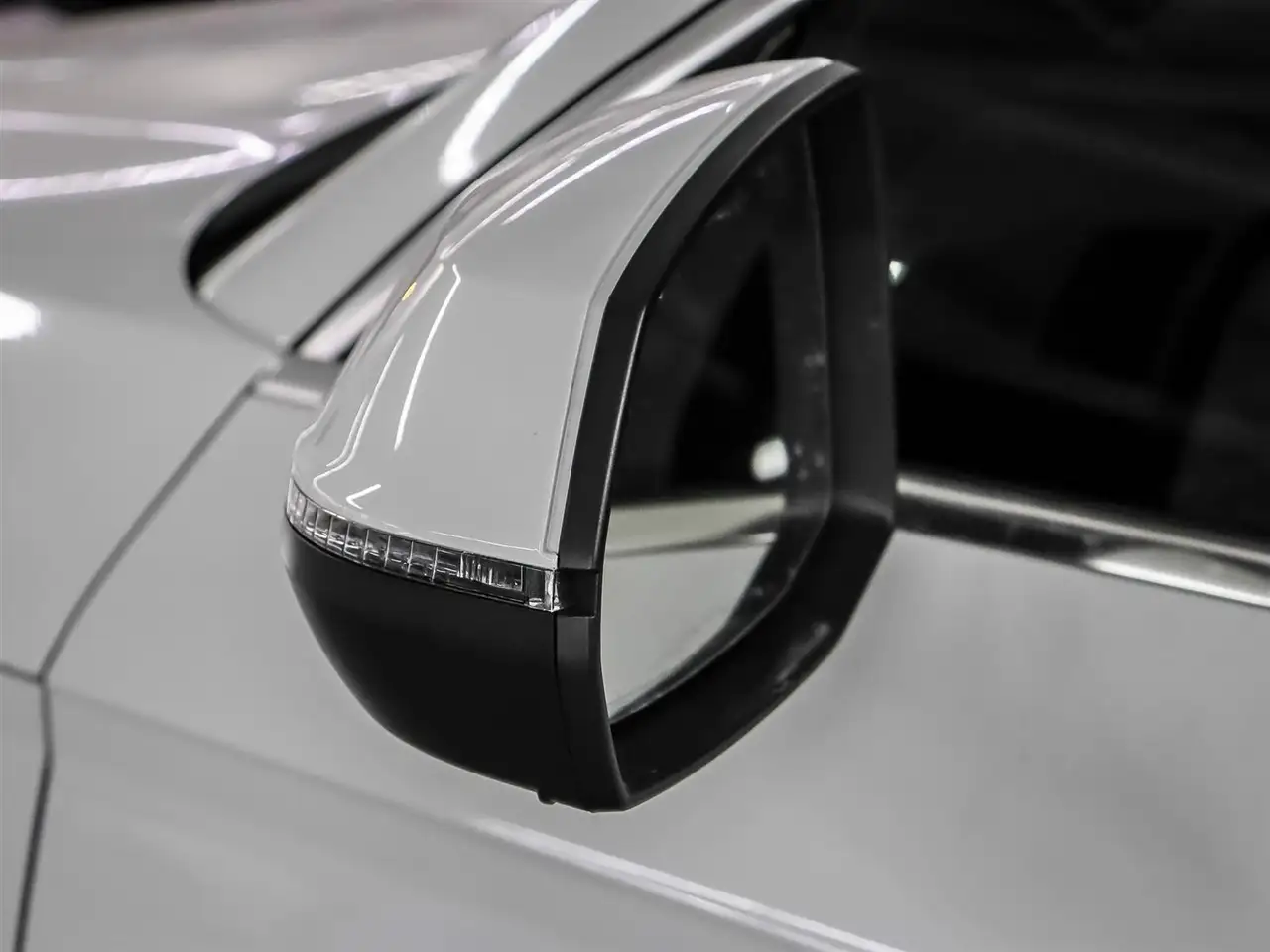 Audi Q5 снимка Audi Q5