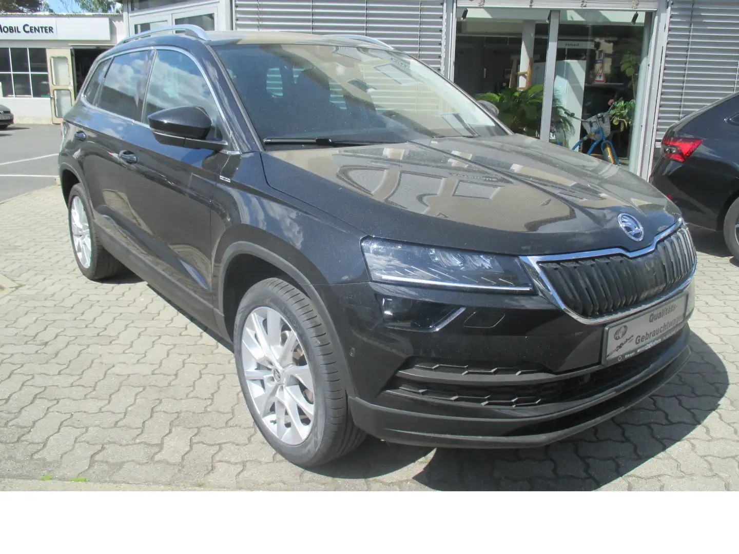 Skoda Karoq StylePlus 1,5TSI DSG Side/ Navi/ Kamera/ LED/ etc. Noir - 1
