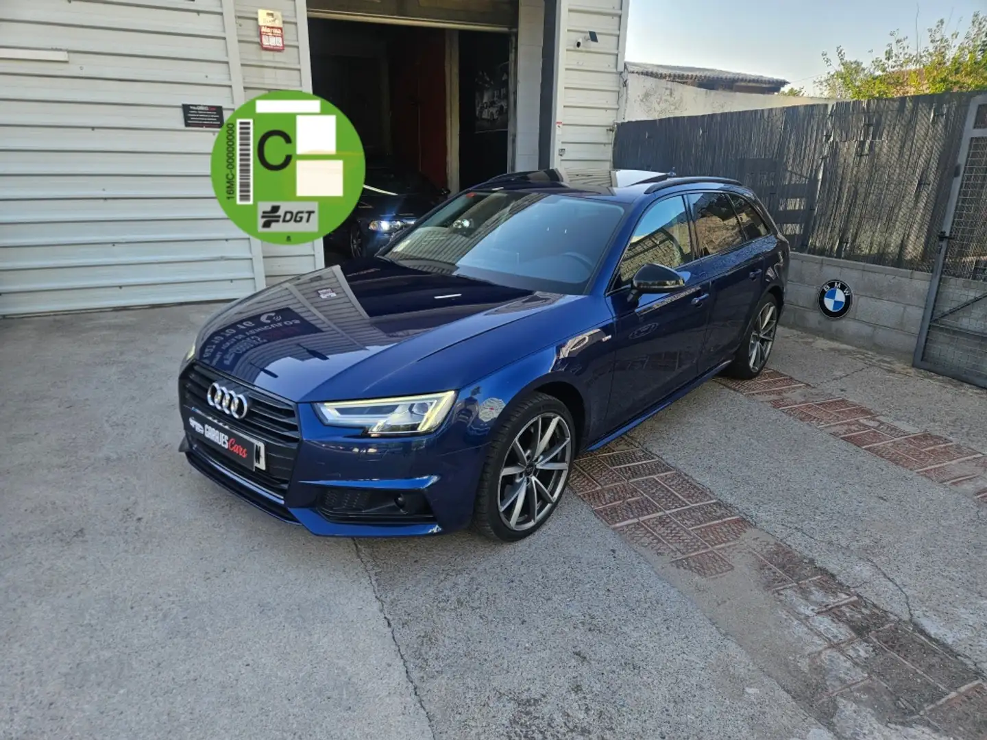 Audi A4 Avant 2.0TDI S line edition S tronic 140kW Bleu - 1