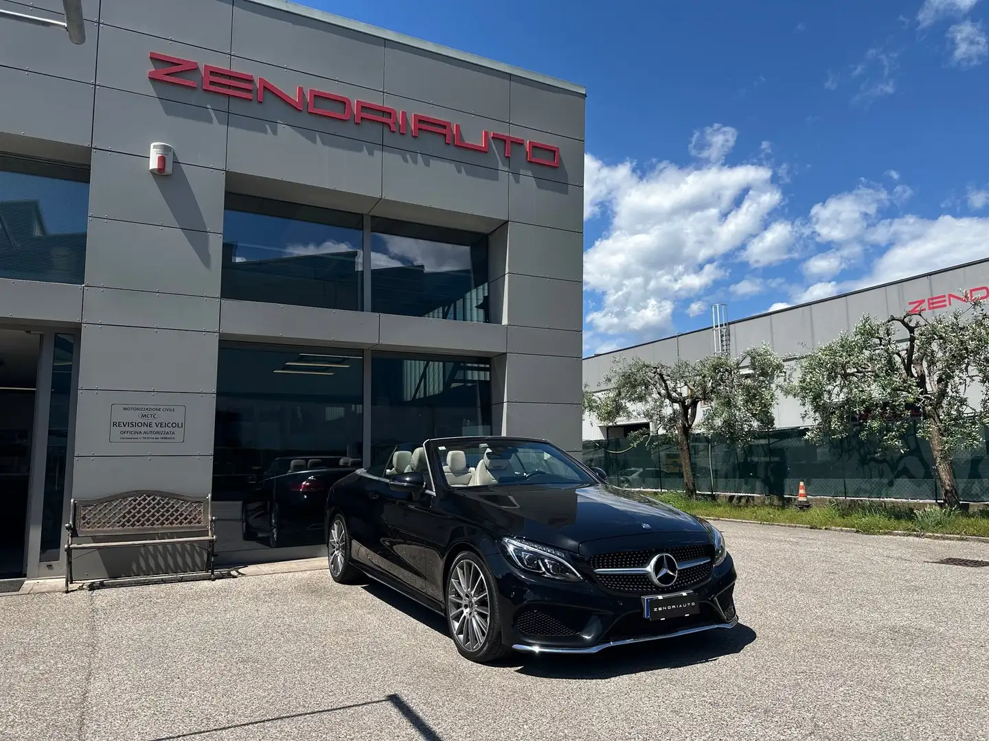 Mercedes-Benz C 220 d Cabrio Premium Plus 4matic auto Negro - 1