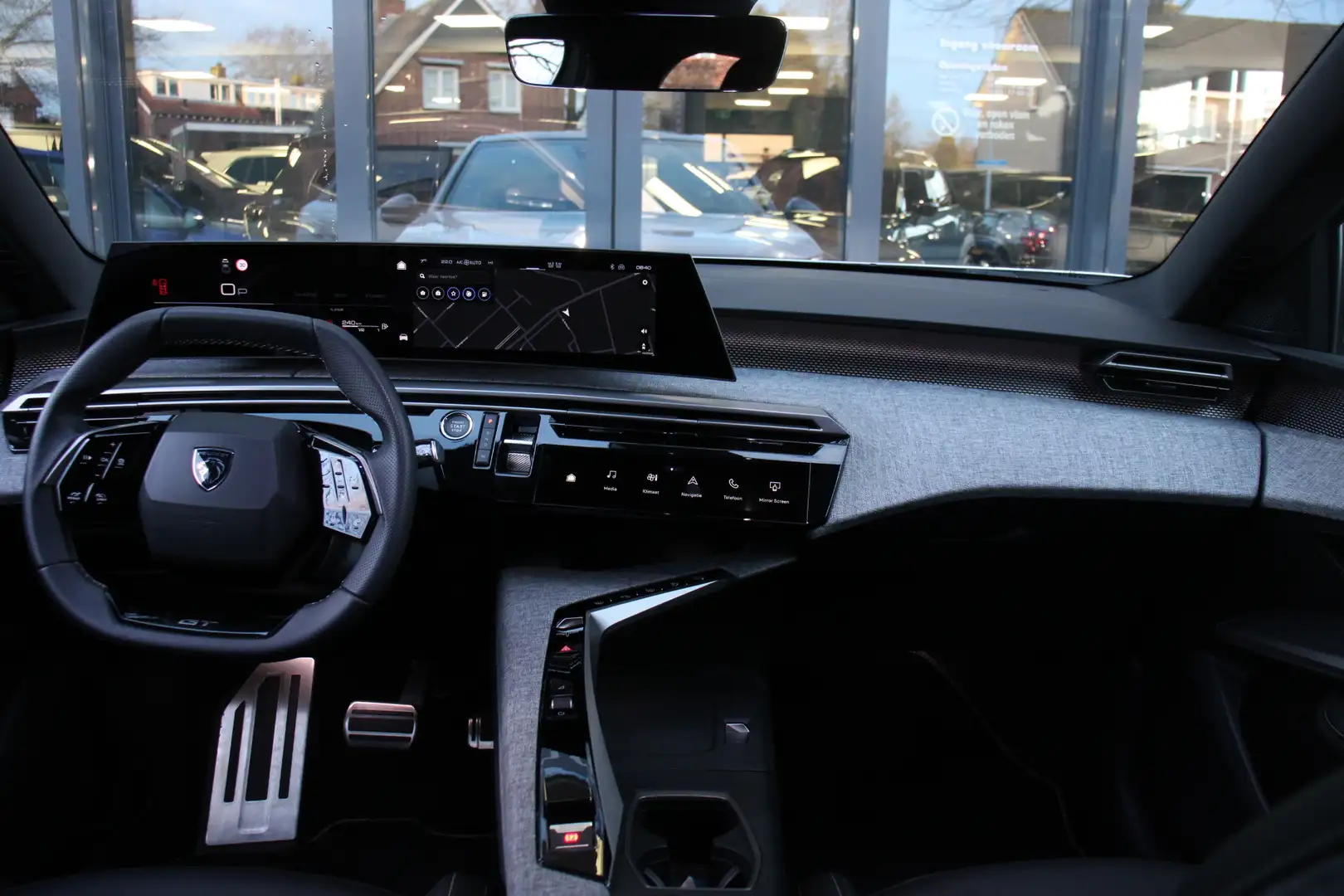 Peugeot 3008 1.2 Hybrid 145 GT Weiß - 2