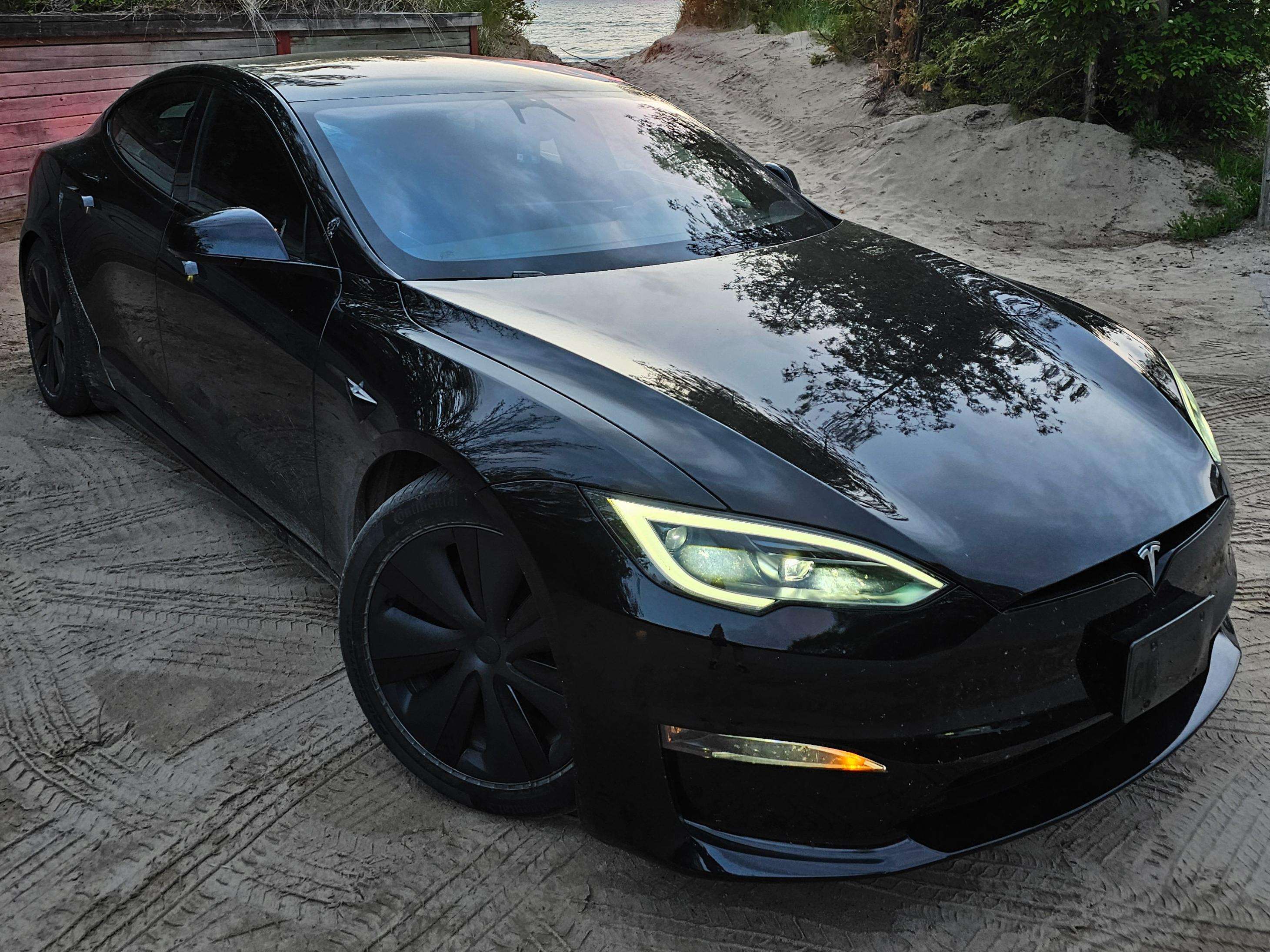 2023 Tesla Model S Rare S with new 2025 PLAID HV pack & PC Gaming Rig thumb 22