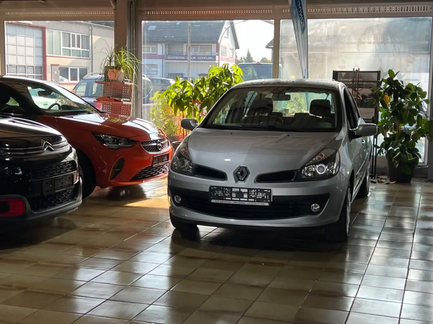 Renault Clio III Authentique Argent - 2