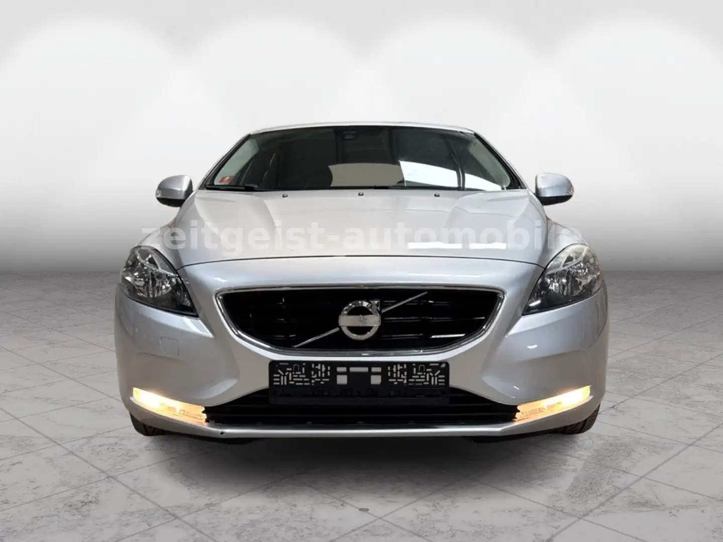 Volvo V40 1.6i T3*TÜV & SERVICE NEU*GARANTIE* Zilver - 2