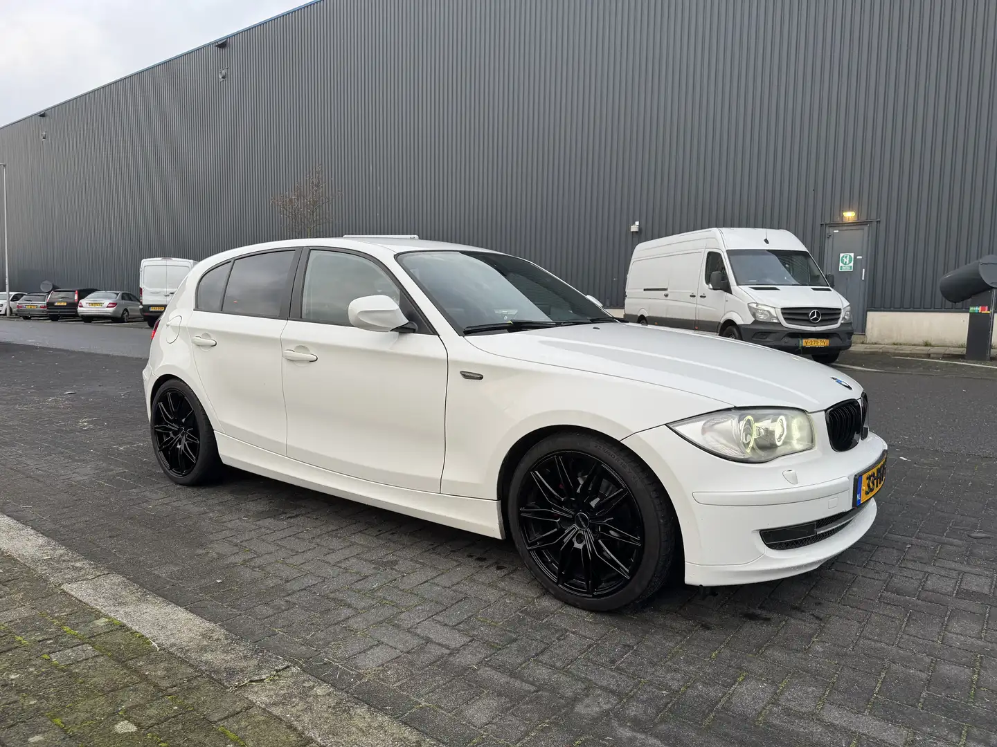 BMW 116 EffDyn.BnsL.Edition White - 1