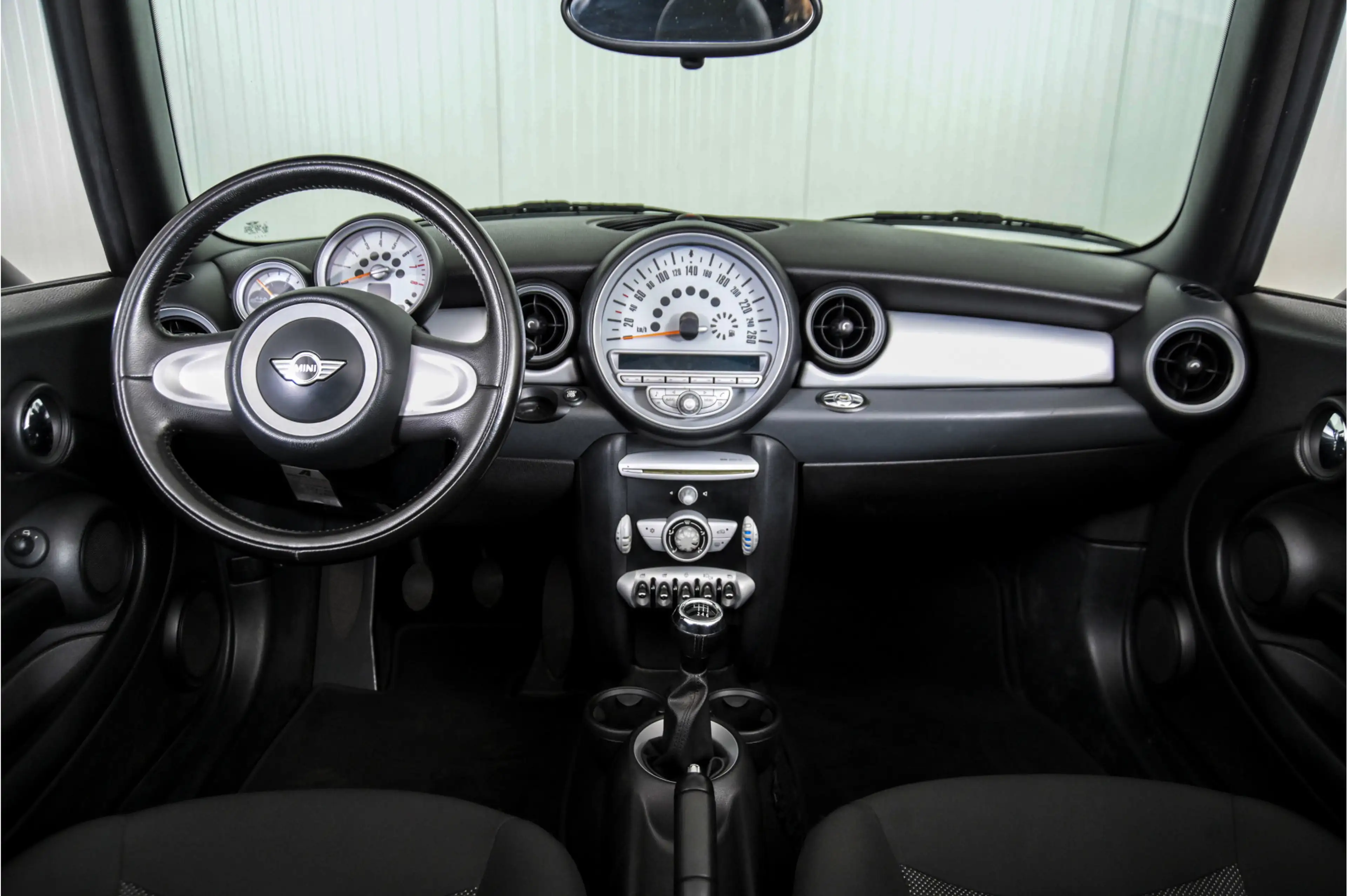 MINI Cooper Cabrio 1.6 Pepper — photo 7