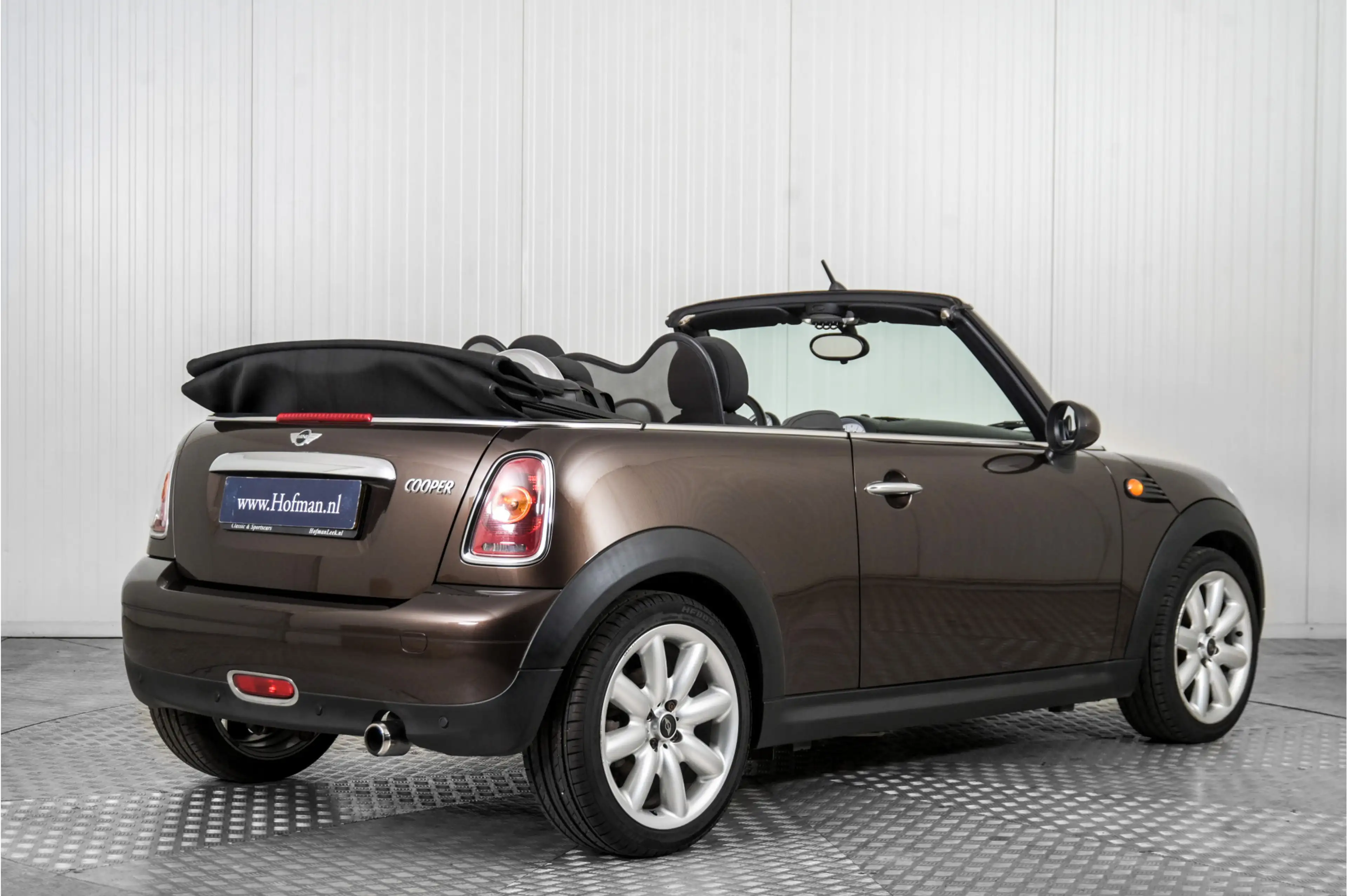 MINI Cooper Cabrio 1.6 Pepper — photo 2