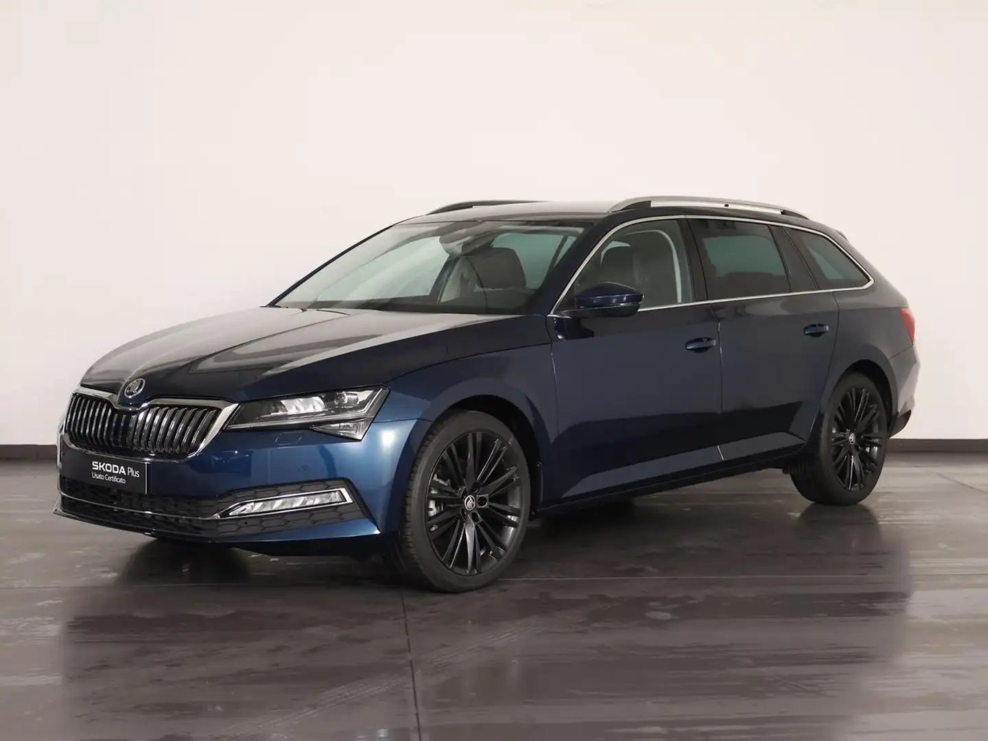 Skoda Superb wagon 2.0 tdi evo style 150cv dsg Blau - 1