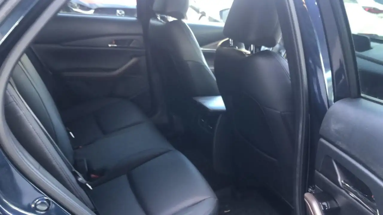 Mazda CX-30 photo Mazda CX-30