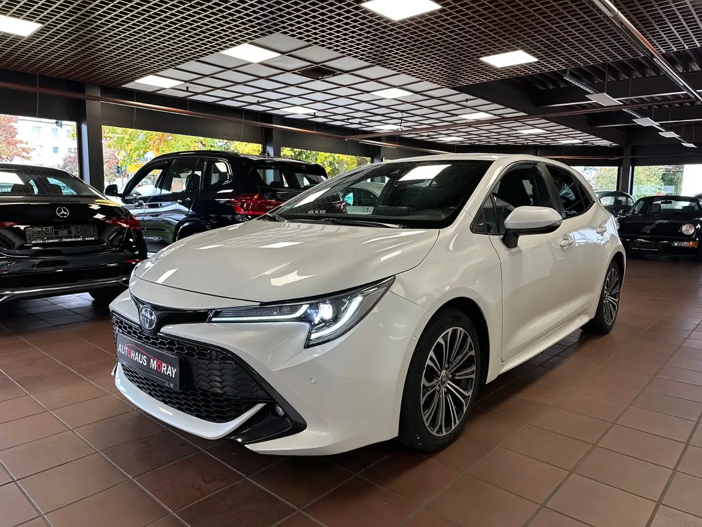 Toyota Corolla Hybrid Team D, Automatik, Navi., Kamera Blanc - 1