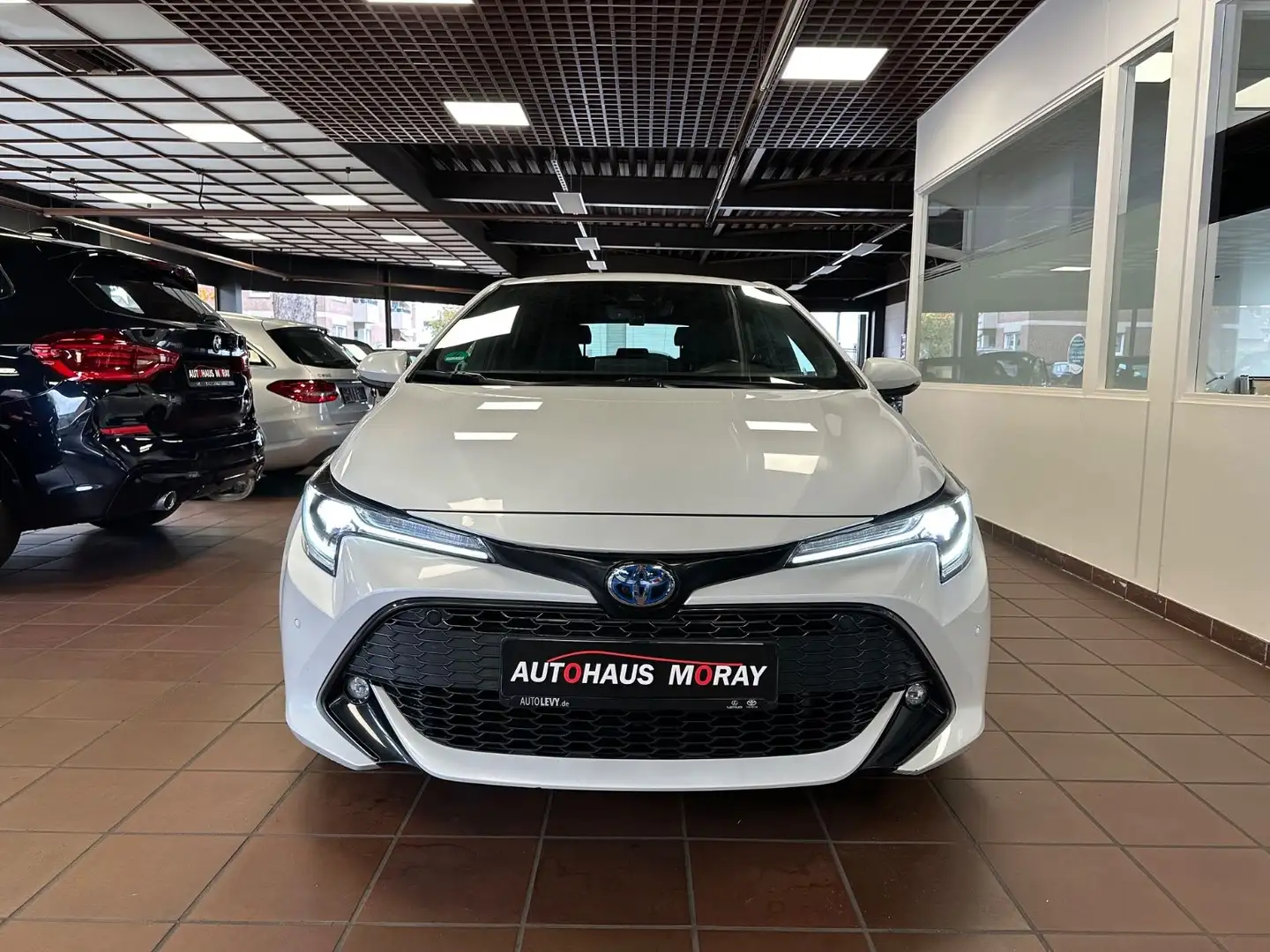 Toyota Corolla Hybrid Team D, Automatik, Navi., Kamera Blanc - 2