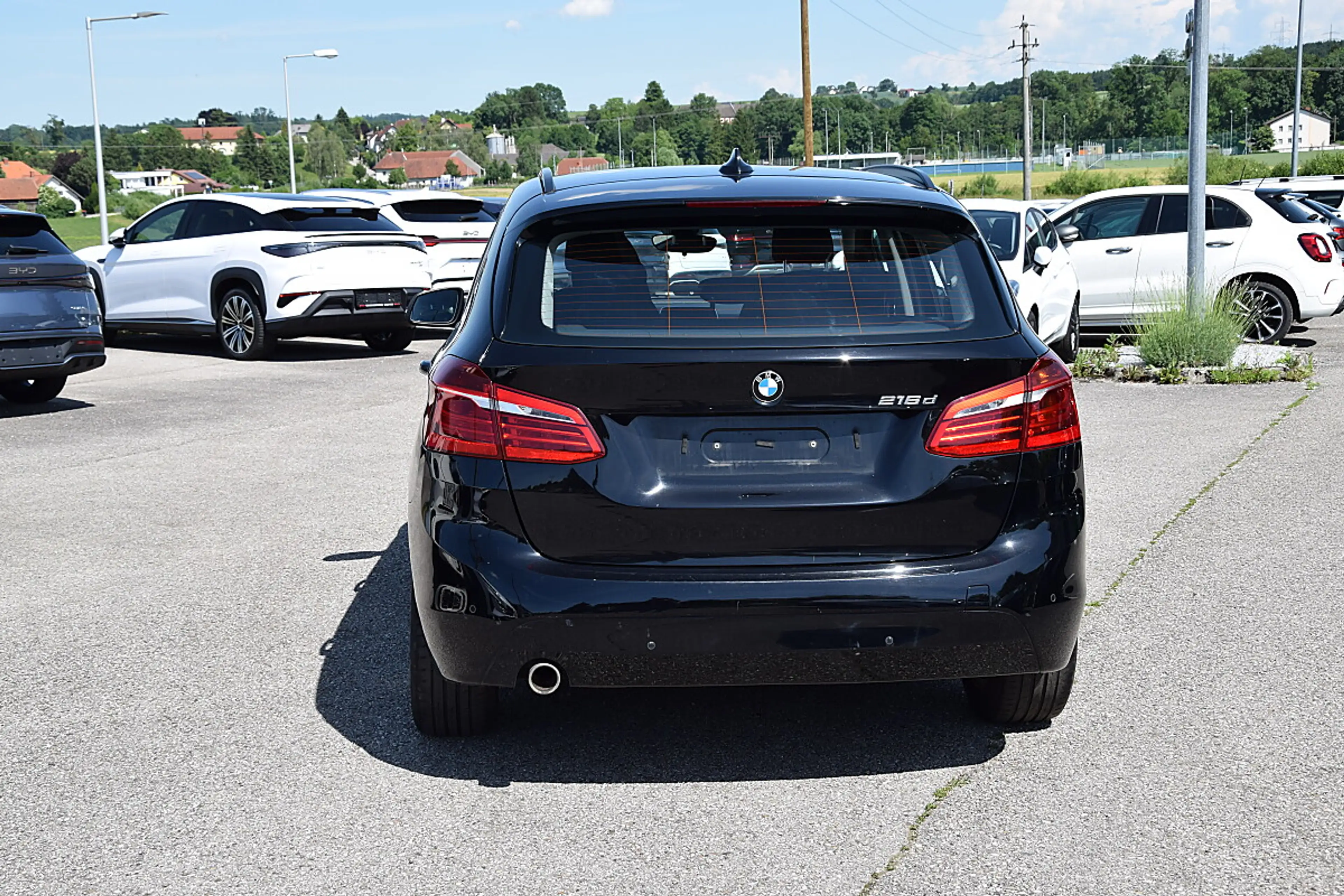 BMW 216 d Active Tourer Advantage AHK — photo 4