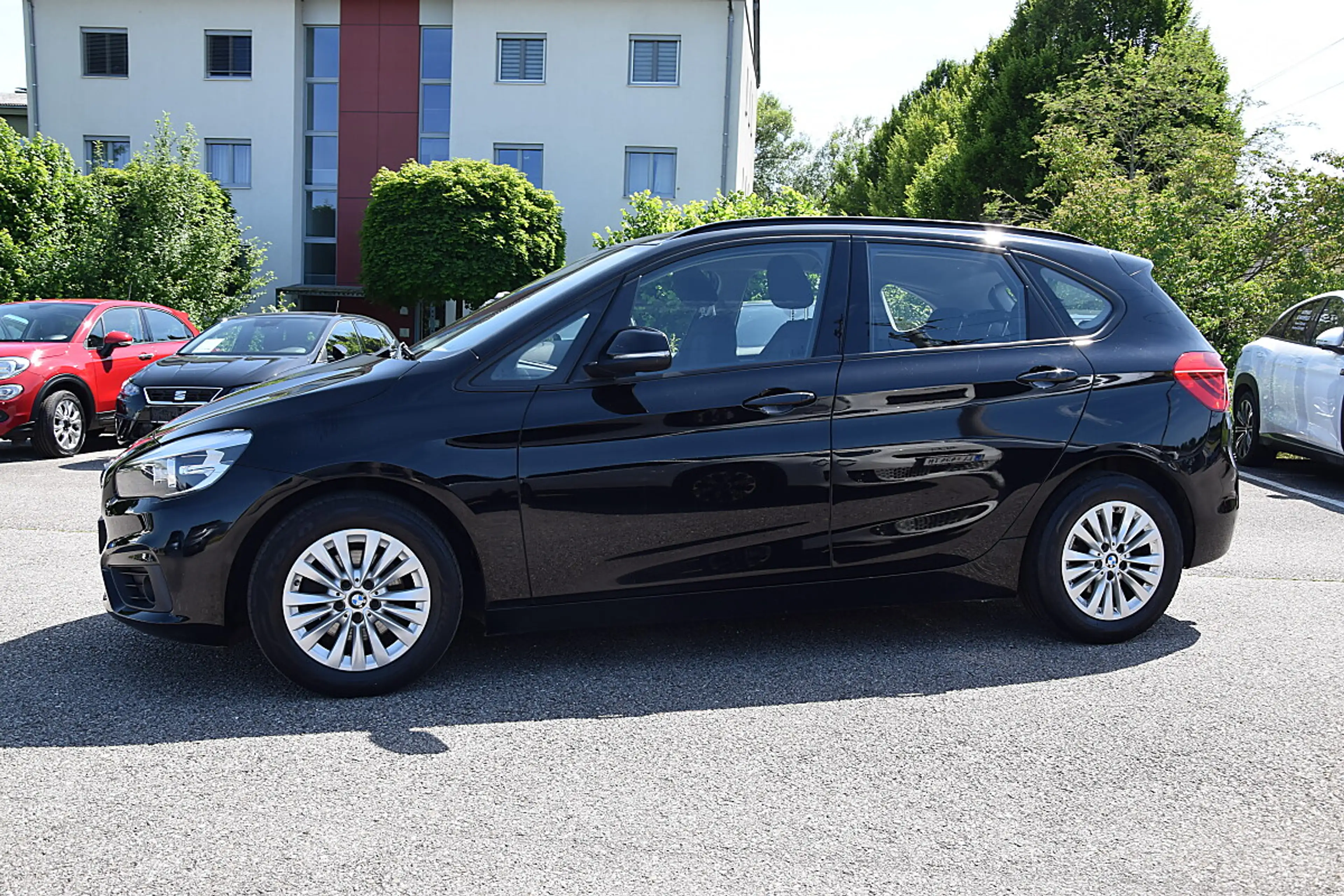 BMW 216 d Active Tourer Advantage AHK — photo 5