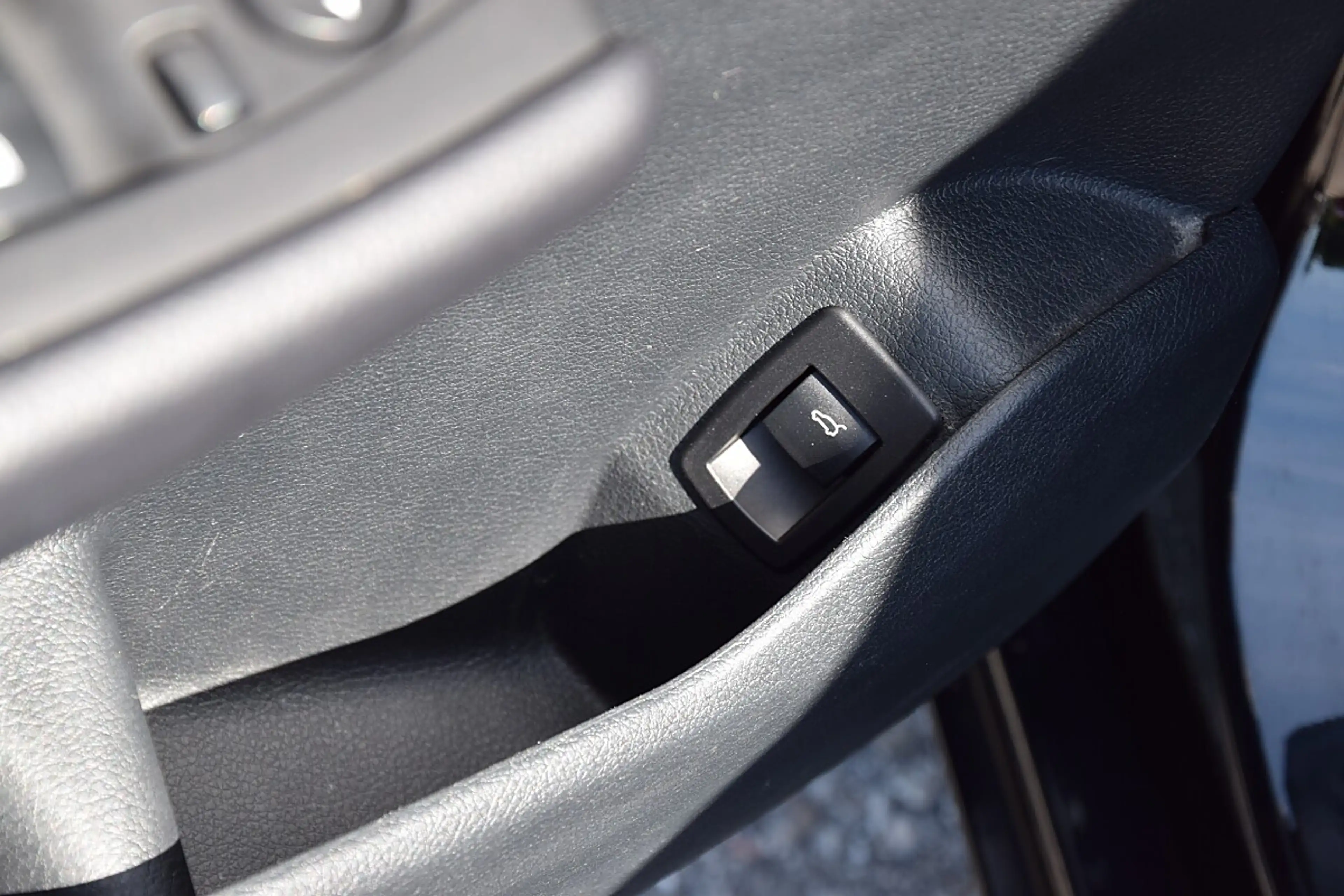 BMW 216 d Active Tourer Advantage AHK — photo 11